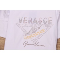 $48.00 USD Versace T-Shirts Short Sleeved For Men #1085888