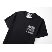 $23.00 USD Moschino T-Shirts Short Sleeved For Men #1086587