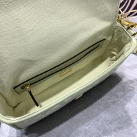 $112.00 USD Fendi AAA Quality Messenger Bags For Women #1087499