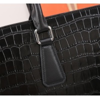 $158.00 USD Louis Vuitton AAA Man Handbags #1088283