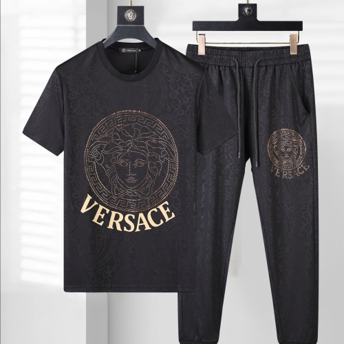 Versace Tracksuits Short Sleeved For Men #1090560
