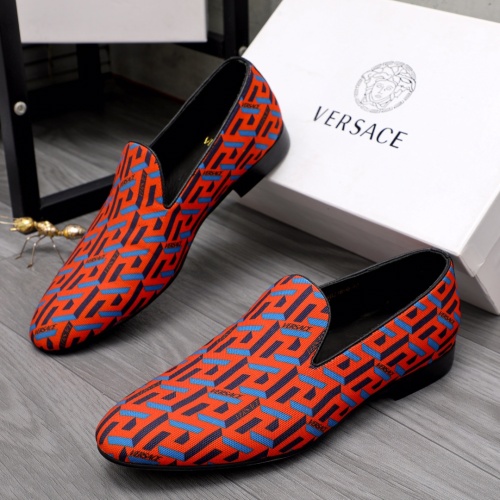 Versace Leather Shoes For Men #1091275