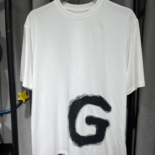 Givenchy T-Shirts Short Sleeved For Unisex #1091761 $36.00 USD, Wholesale Replica Givenchy T-Shirts