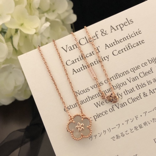 Van Cleef & Arpels Necklaces For Women #1092754