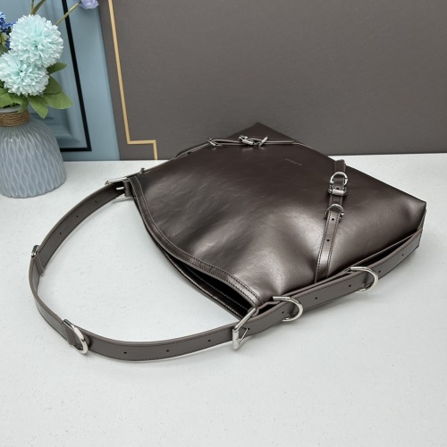 Replica Givenchy AAA Quality Shoulder Bags For Women #1093724 $108.00 USD for Wholesale