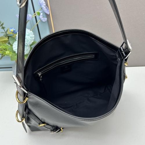 Replica Givenchy AAA Quality Shoulder Bags For Women #1093725 $108.00 USD for Wholesale