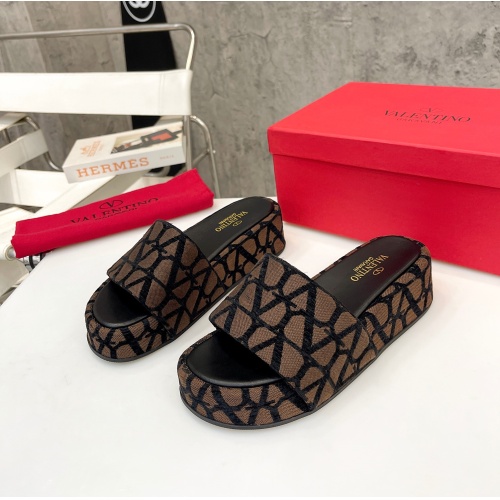 Valentino Slippers For Women #1094251