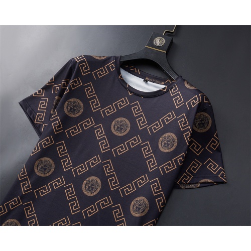 Replica Versace T-Shirts Short Sleeved For Men #1094858 $32.00 USD for Wholesale