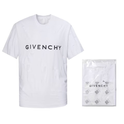 Givenchy T-Shirts Short Sleeved For Unisex #1095121 $56.00 USD, Wholesale Replica Givenchy T-Shirts