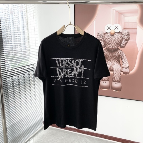 Versace T-Shirts Short Sleeved For Men #1095746 $56.00 USD, Wholesale Replica Versace T-Shirts