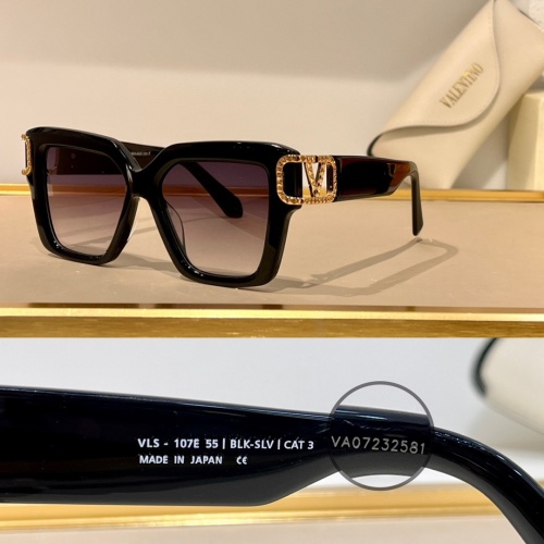 Valentino AAA Quality Sunglasses #1096222