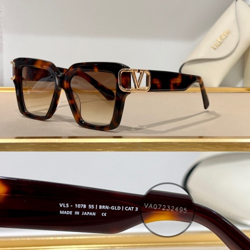 Valentino AAA Quality Sunglasses #1096224