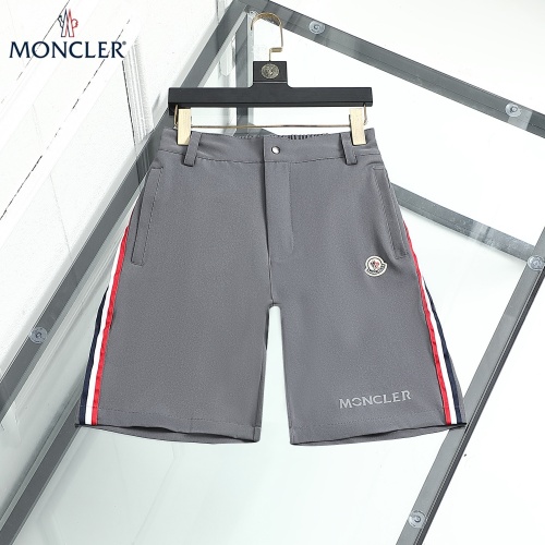 Moncler Pants For Men #1096823
