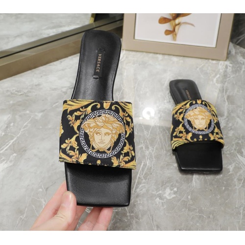 Versace Slippers For Women #1097941