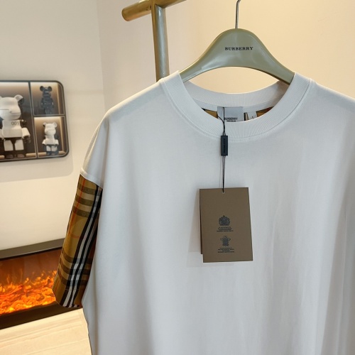 Replica Burberry T-Shirts Short Sleeved For Unisex #1097992 $36.00 USD for Wholesale