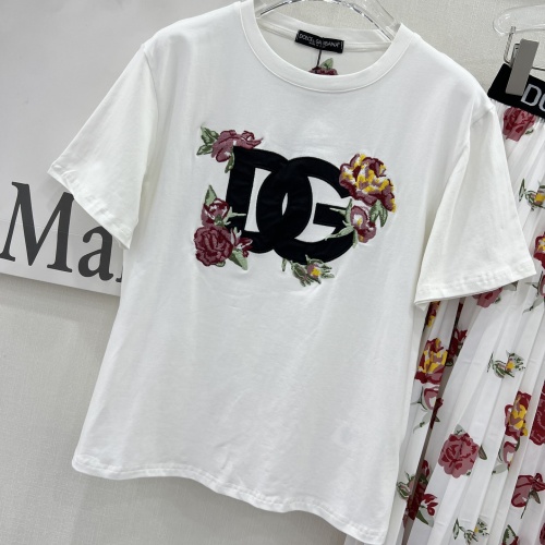 Replica Dolce & Gabbana D&G Tracksuits Short Sleeved For Women #1098287 $92.00 USD for Wholesale