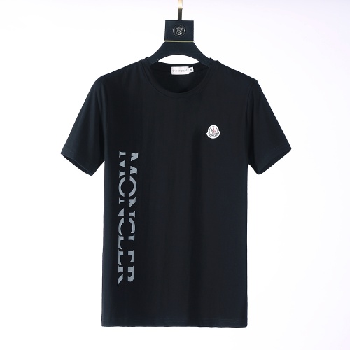 $25.00 USD Moncler T-Shirts Short Sleeved For Men #1098404