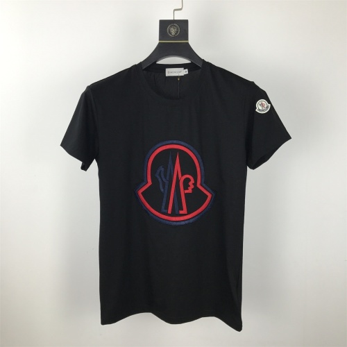 Moncler T-Shirts Short Sleeved For Men #1098430
