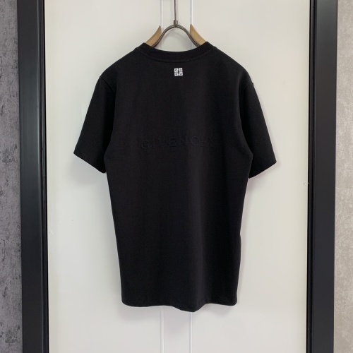 Replica Givenchy T-Shirts Short Sleeved For Unisex #1098785 $56.00 USD for Wholesale