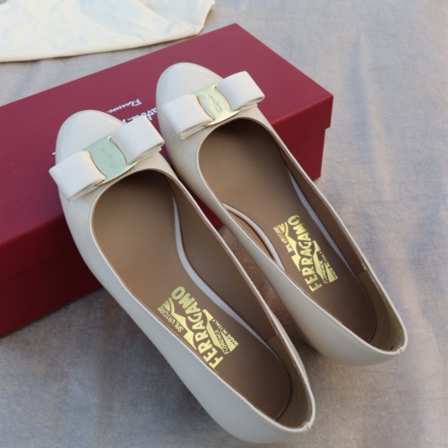 Replica Salvatore Ferragamo Flat Shoes For Women #1099040 $96.00 USD for Wholesale