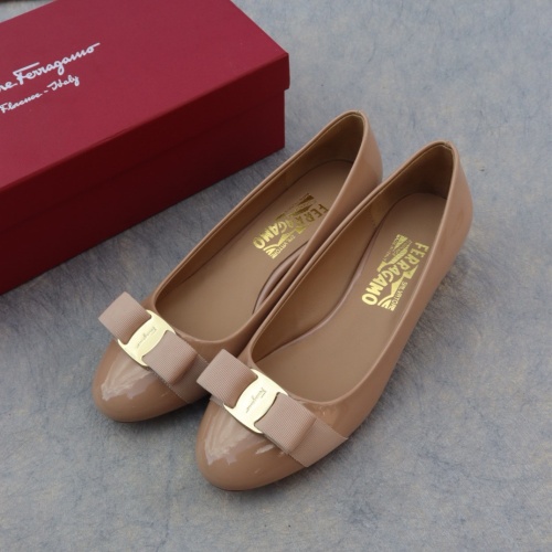 Replica Salvatore Ferragamo Flat Shoes For Women #1099052 $96.00 USD for Wholesale