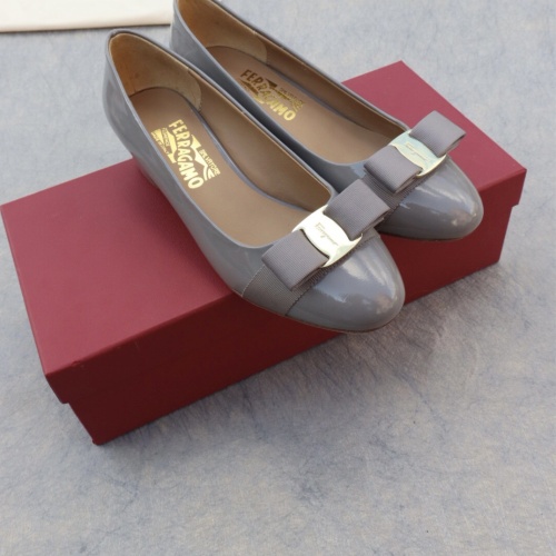 Replica Salvatore Ferragamo Flat Shoes For Women #1099054 $96.00 USD for Wholesale
