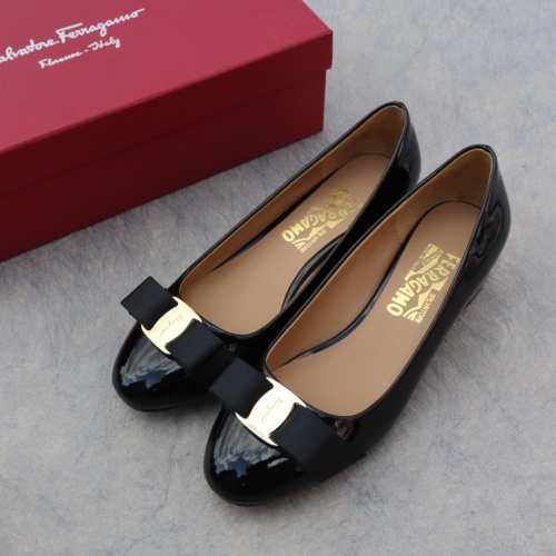 Replica Salvatore Ferragamo Flat Shoes For Women #1099059 $96.00 USD for Wholesale