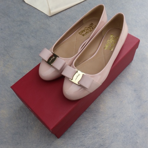 Replica Salvatore Ferragamo Flat Shoes For Women #1099071 $96.00 USD for Wholesale