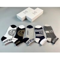 $27.00 USD Versace Socks For Men #1090613