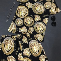 $60.00 USD Versace Tracksuits Short Sleeved For Men #1091338