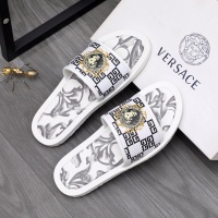 $52.00 USD Versace Slippers For Men #1091410