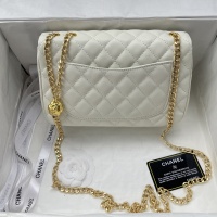 $88.00 USD Chanel AAA Quality Messenger Bags For Women #1092984
