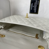 $88.00 USD Chanel AAA Quality Messenger Bags For Women #1092984