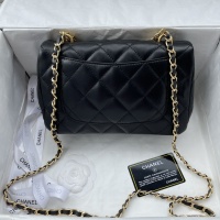 $92.00 USD Chanel AAA Quality Messenger Bags For Women #1092988