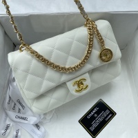 $92.00 USD Chanel AAA Quality Messenger Bags For Women #1092989
