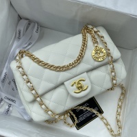 $92.00 USD Chanel AAA Quality Messenger Bags For Women #1092989