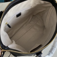 $76.00 USD Gucci AAA Quality Handbags For Women #1093175