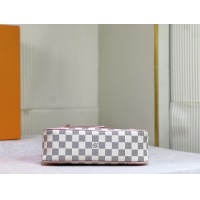 $68.00 USD Louis Vuitton AAA Quality Messenger Bags For Women #1093336