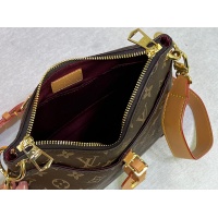 $68.00 USD Louis Vuitton AAA Quality Messenger Bags For Women #1093338