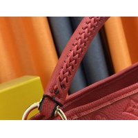 $68.00 USD Louis Vuitton AAA Quality Handbags For Women #1093538