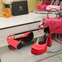 $105.00 USD Versace Sandal For Women #1093567