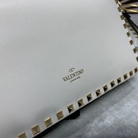 $96.00 USD Valentino AAA Quality Messenger Bags For Women #1094115