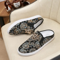 $60.00 USD Versace Slippers For Men #1094266