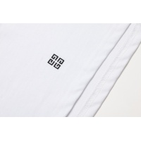 $29.00 USD Givenchy T-Shirts Short Sleeved For Unisex #1095331