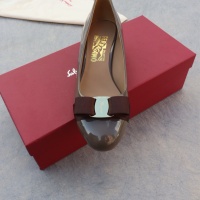 $96.00 USD Salvatore Ferragamo Flat Shoes For Women #1099055