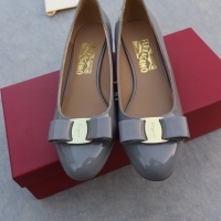 $96.00 USD Salvatore Ferragamo Flat Shoes For Women #1099064