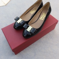 $96.00 USD Salvatore Ferragamo Flat Shoes For Women #1099069