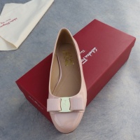 $96.00 USD Salvatore Ferragamo Flat Shoes For Women #1099071