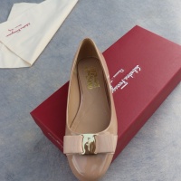 $96.00 USD Salvatore Ferragamo Flat Shoes For Women #1099072