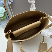 $118.00 USD Prada AAA Quality Handbags For Women #1100393